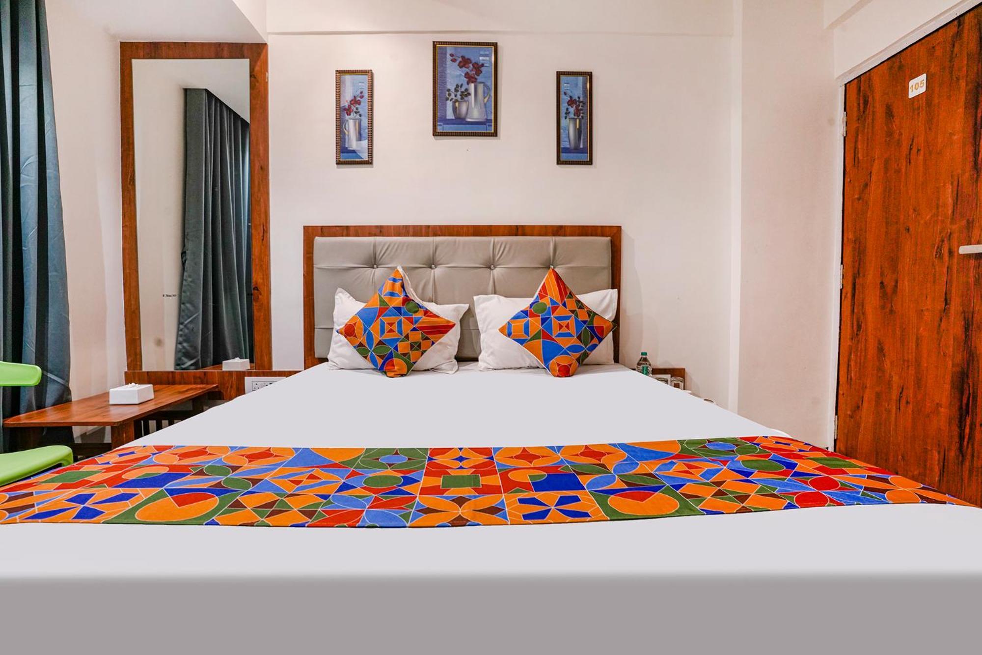Fabexpress Utsav Residency - Nr Panvel 호텔 Jāmb 외부 사진