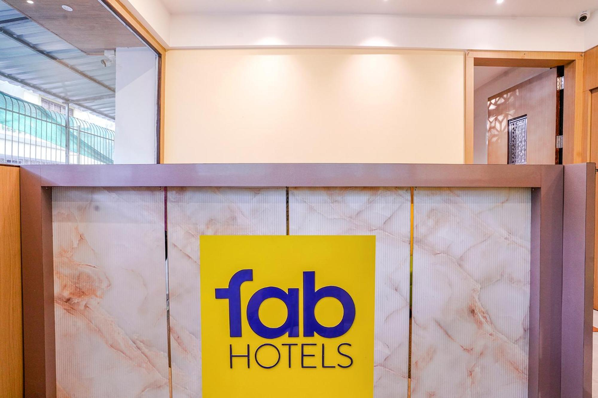 Fabexpress Utsav Residency - Nr Panvel 호텔 Jāmb 외부 사진