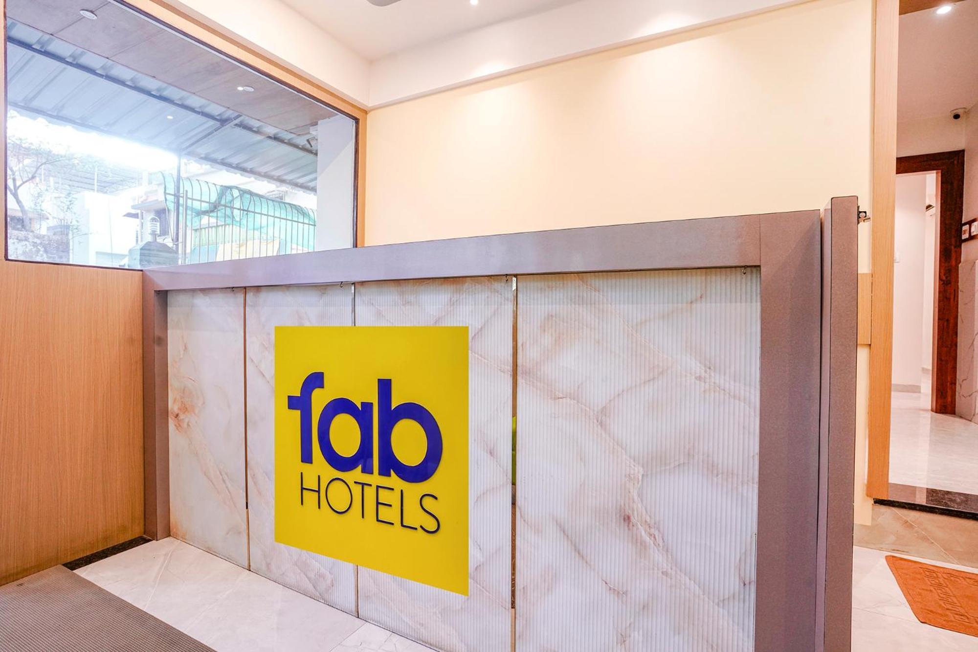 Fabexpress Utsav Residency - Nr Panvel 호텔 Jāmb 외부 사진